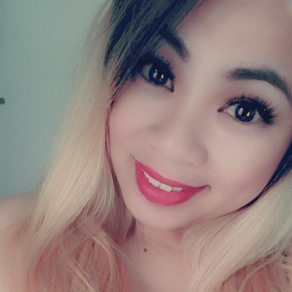 Meet your Posher, Vivian - Picture 1 of 1